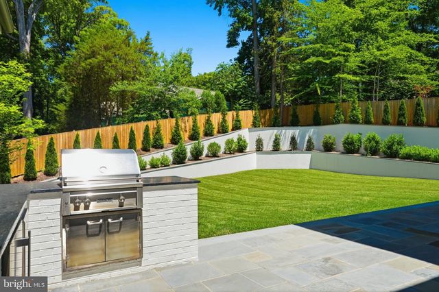 6008 OAKDALE RD, Mclean, VA 22101