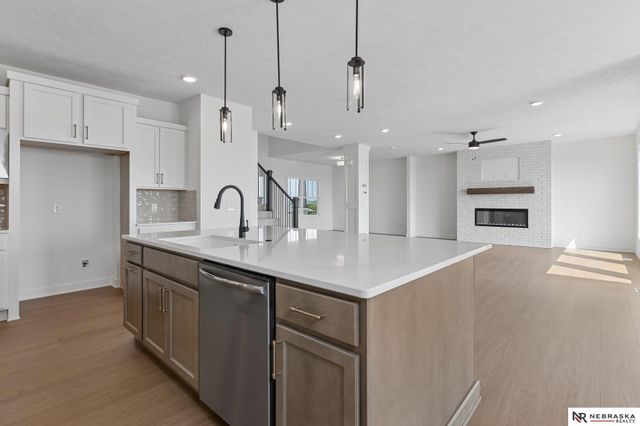 11103 N 161 Avenue, Bennington, NE 68007