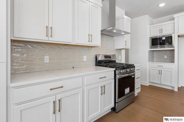 11103 N 161 Avenue, Bennington, NE 68007