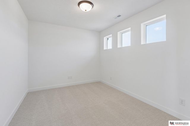 11103 N 161 Avenue, Bennington, NE 68007