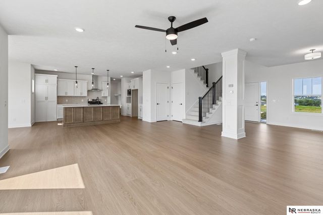 11103 N 161 Avenue, Bennington, NE 68007