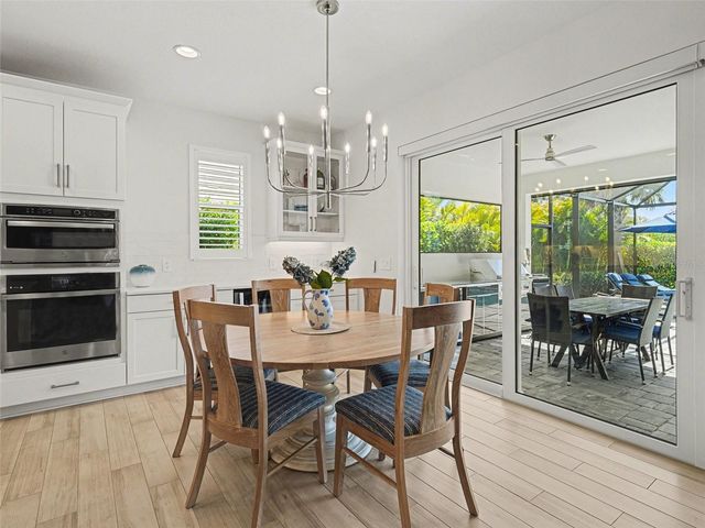 8109 SANDSTAR WAY, Sarasota, FL 34240