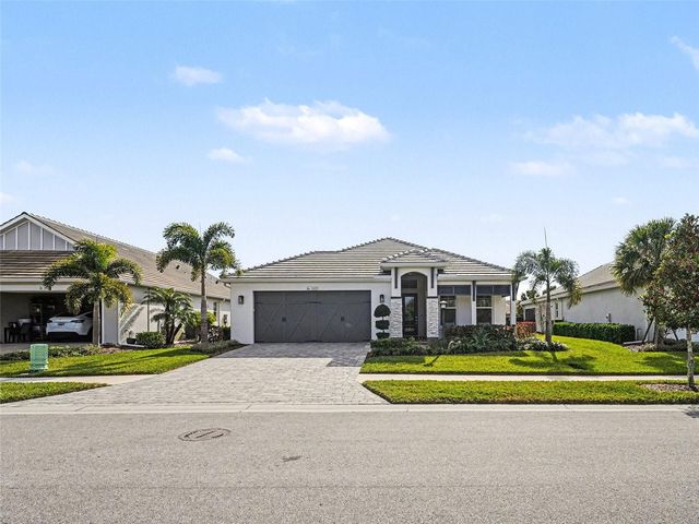 8109 SANDSTAR WAY, Sarasota, FL 34240