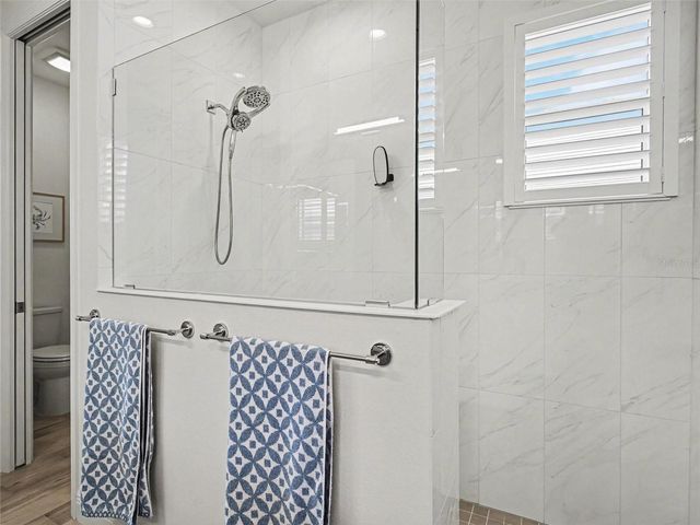 8109 SANDSTAR WAY, Sarasota, FL 34240