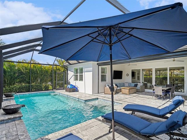 8109 SANDSTAR WAY, Sarasota, FL 34240