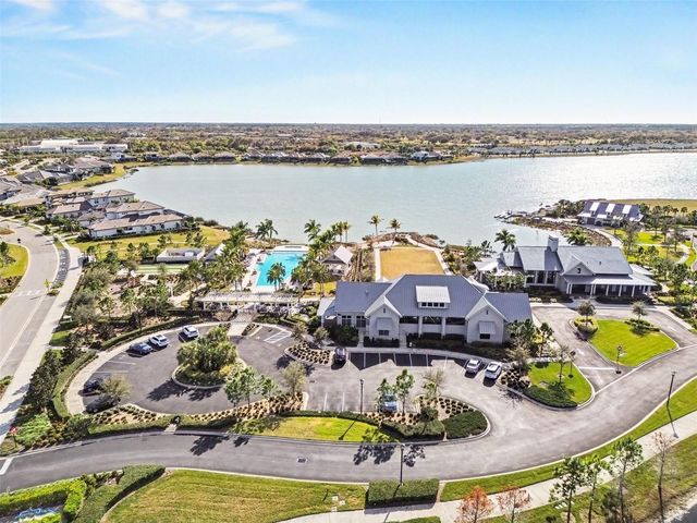 8109 SANDSTAR WAY, Sarasota, FL 34240