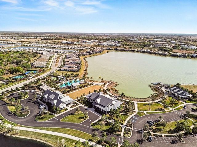 8109 SANDSTAR WAY, Sarasota, FL 34240