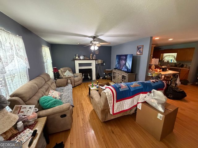 70 Greenview Court, Cleveland, GA 30528