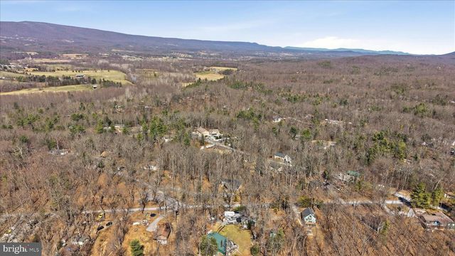 110 TALL PINE LN, Gerrardstown, WV 25420