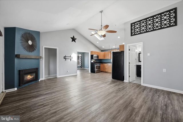 110 TALL PINE LN, Gerrardstown, WV 25420