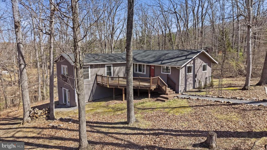 110 TALL PINE LN, Gerrardstown, WV 25420