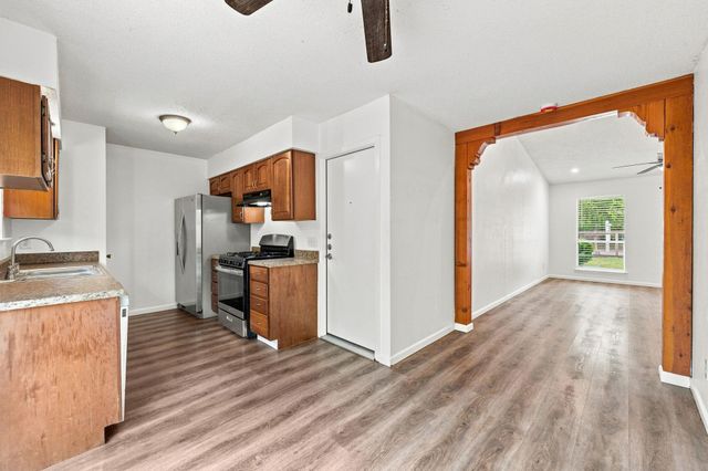 6712 Ripple RUN, Austin, TX 78744