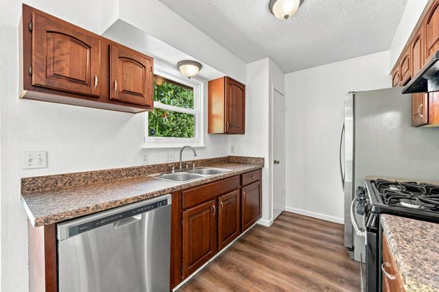 6712 Ripple RUN, Austin, TX 78744