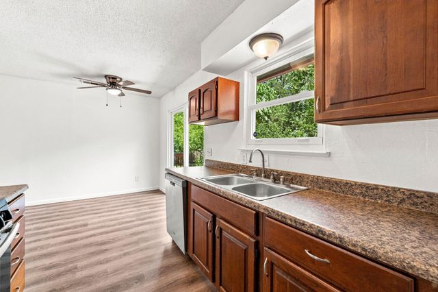 6712 Ripple RUN, Austin, TX 78744