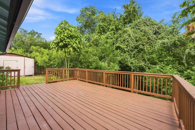 6712 Ripple RUN, Austin, TX 78744