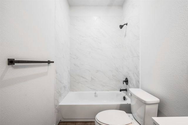 211 W Elm Street, Whitewright, TX 75491