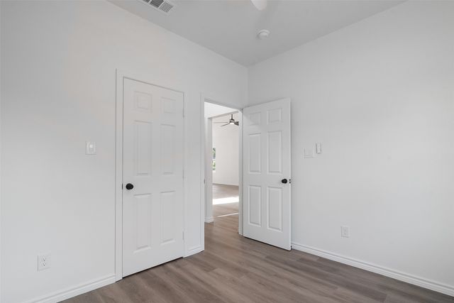 211 W Elm Street, Whitewright, TX 75491