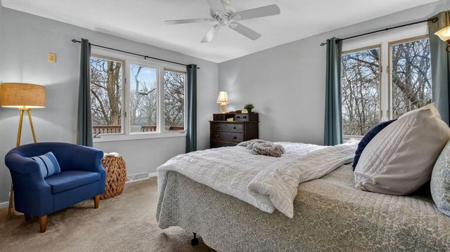 609 Manor Court, Altoona, WI 54720