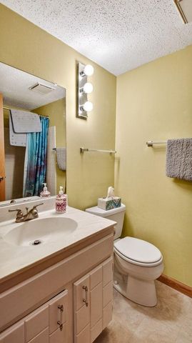 609 Manor Court, Altoona, WI 54720