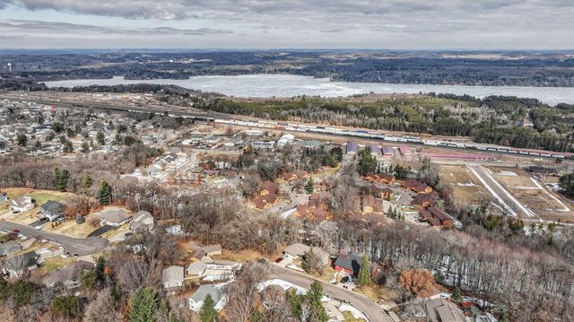 609 Manor Court, Altoona, WI 54720