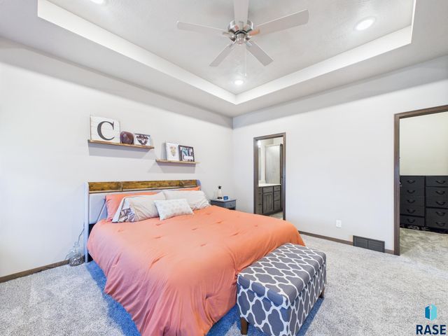 905 N Juniper St Street, Lennox, SD 57039