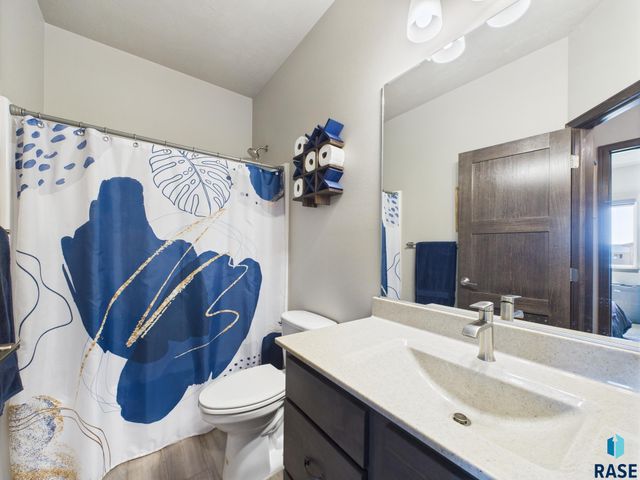 905 N Juniper St Street, Lennox, SD 57039