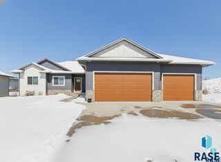 905 N Juniper St Street, Lennox, SD 57039