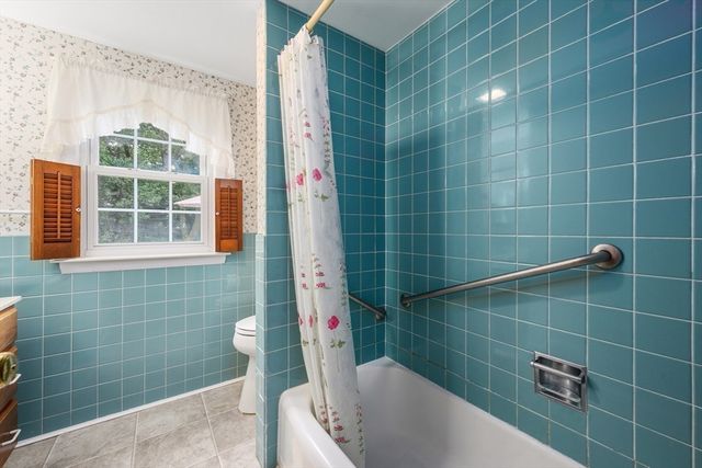 7 Dolphin Way, Dennis, MA 02638