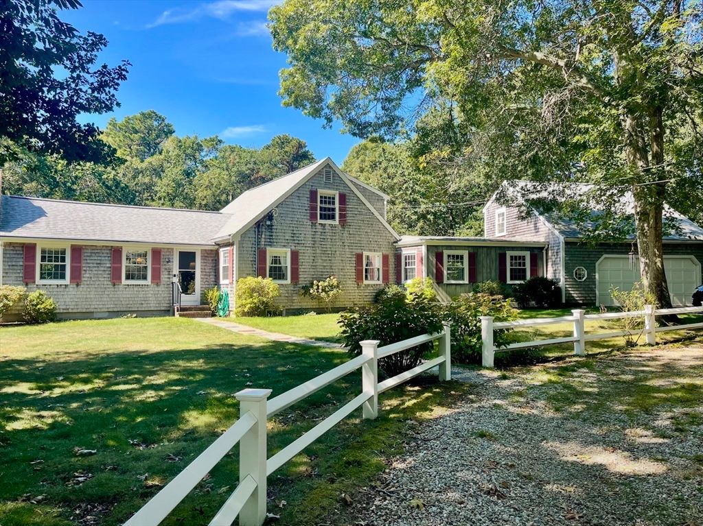 7 Dolphin Way, Dennis, MA 02638