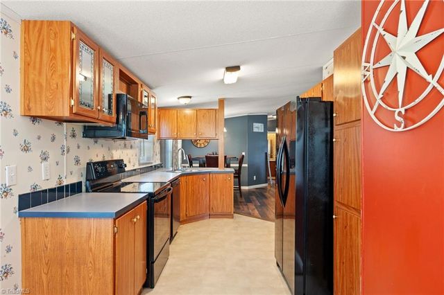 284 Quail Hill Drive, Lexington, NC 27295
