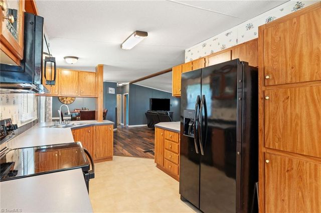 284 Quail Hill Drive, Lexington, NC 27295
