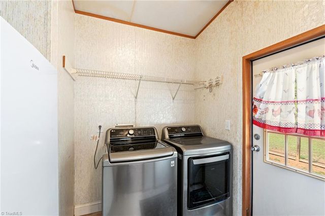 284 Quail Hill Drive, Lexington, NC 27295