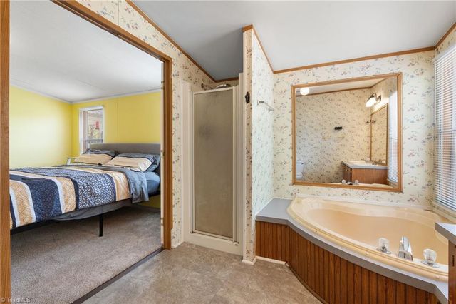 284 Quail Hill Drive, Lexington, NC 27295