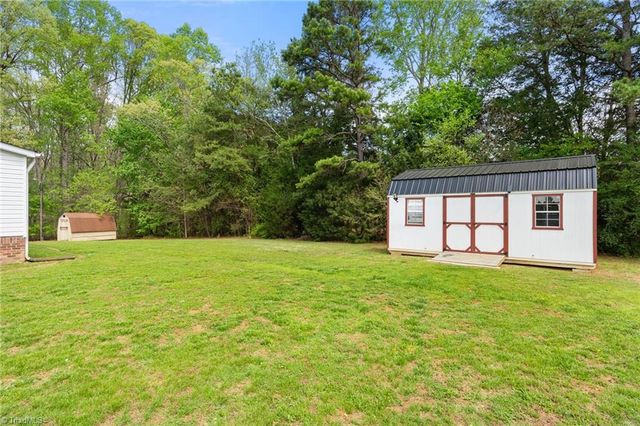 284 Quail Hill Drive, Lexington, NC 27295