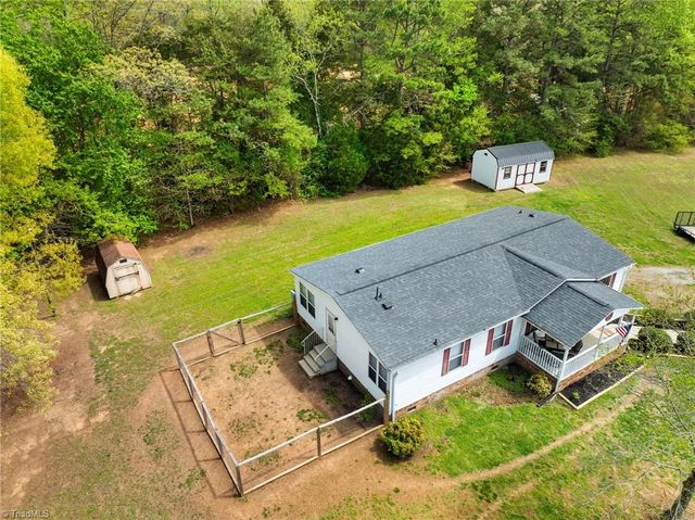 284 Quail Hill Drive, Lexington, NC 27295