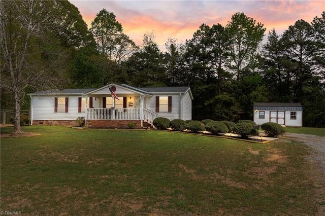 284 Quail Hill Drive, Lexington, NC 27295