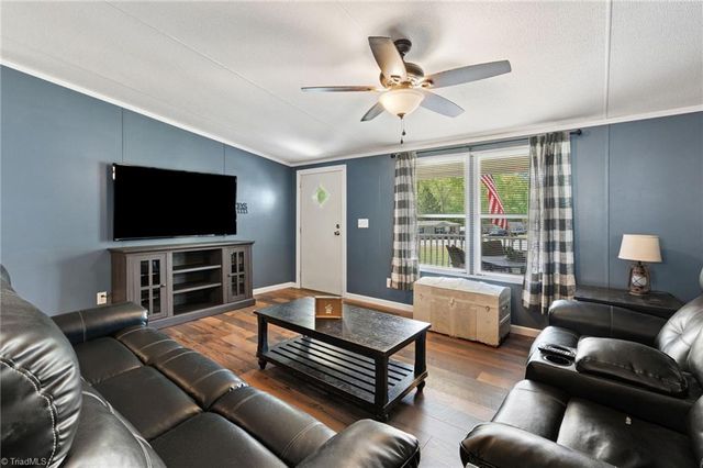 284 Quail Hill Drive, Lexington, NC 27295
