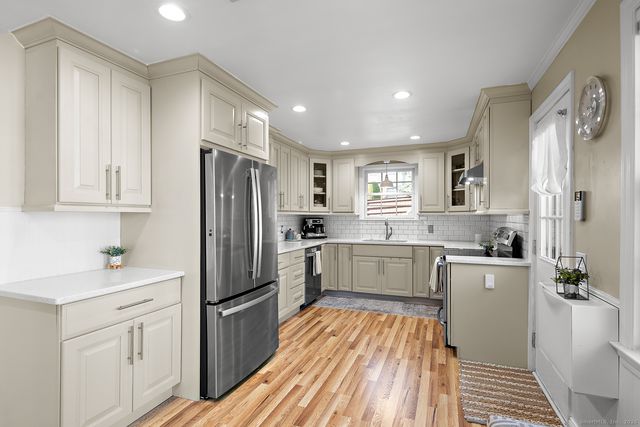 77 Maple Street, Darien, CT 06820