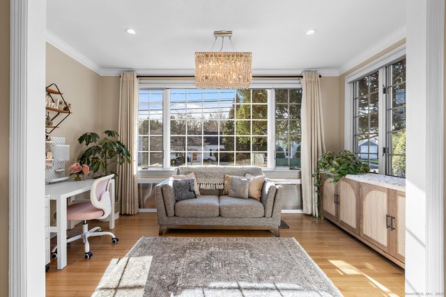 77 Maple Street, Darien, CT 06820