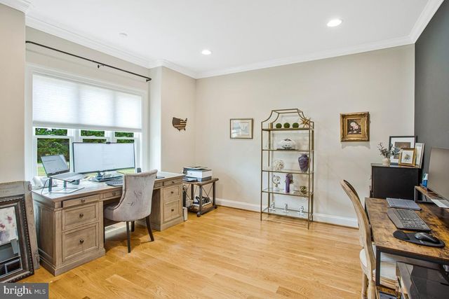 5 JESSIE RD, Harwood, MD 20776
