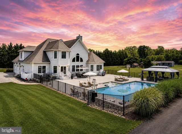 5 JESSIE RD, Harwood, MD 20776