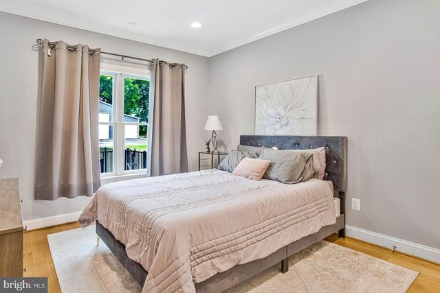 5 JESSIE RD, Harwood, MD 20776