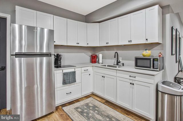 5 JESSIE RD, Harwood, MD 20776