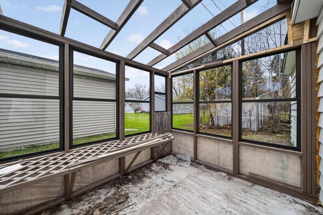 1217 MacArthur AVENUE, Sheboygan, WI 53083