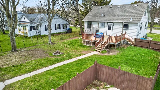 1217 MacArthur AVENUE, Sheboygan, WI 53083