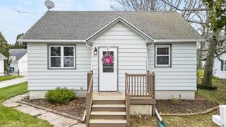 1217 MacArthur AVENUE, Sheboygan, WI 53083