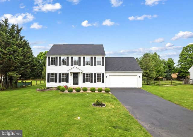 121 COOPER LN, Oxford, PA 19363
