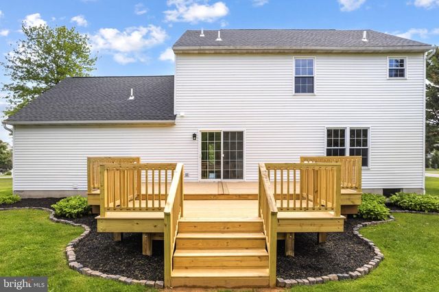 121 COOPER LN, Oxford, PA 19363