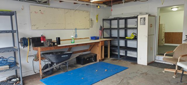 616 Daisyfield Road, Rockford, IL 61102