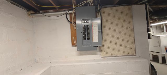 616 Daisyfield Road, Rockford, IL 61102